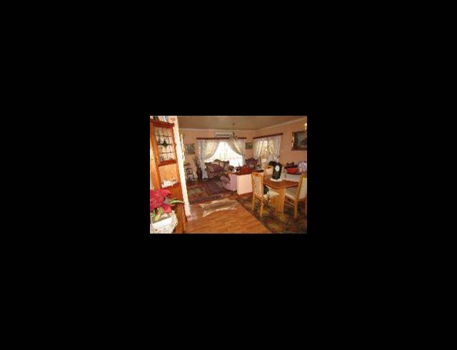 2 BEDROOM TOWNHOUSE SOLD IN MEYERSDAL